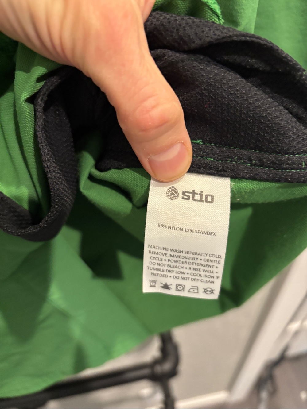 Stio Men's Crester Bright Green Lightweight Soft Shell Shirt Jacket - Picture 8 of 8